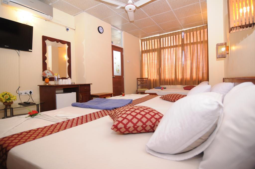 Brighten Hotel Kolombo Zewnętrze zdjęcie